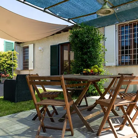 Fantastica Casa Sul Mare Con Giardino Privato * Marina di Pietrasanta