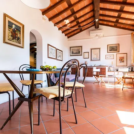 Fantastica Casa Sul Mare Con Giardino Privato