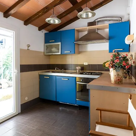 Fantastica Casa Sul Mare Con Giardino Privato Σπίτι διακοπών *