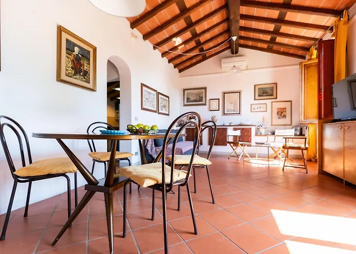 Fantastica Casa Sul Mare Con Giardino Privato